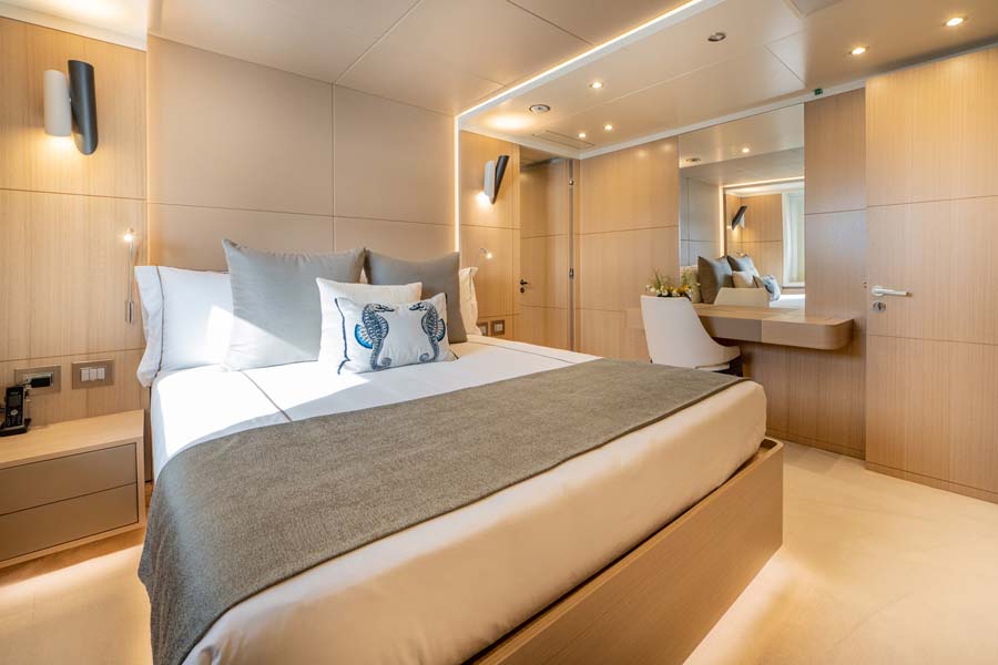 Stb aft guest cabin